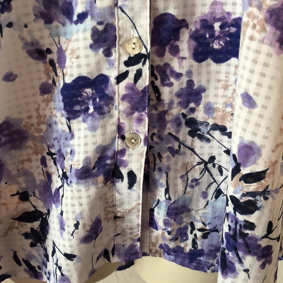 Women’s dainty Coral Bay violet lilac fall cuff sleeve floral blouse - Picture 8 of 12